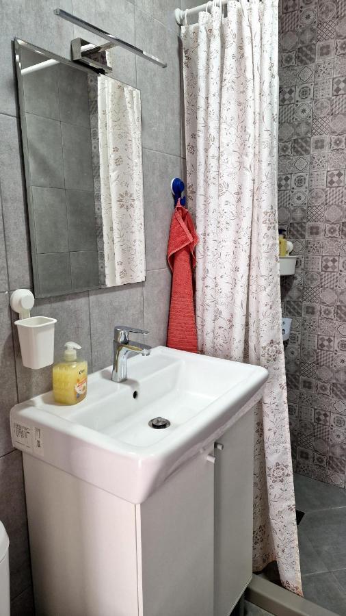 Lola Seaview Guest House. Уютный Домик В Варне Varna Bagian luar foto